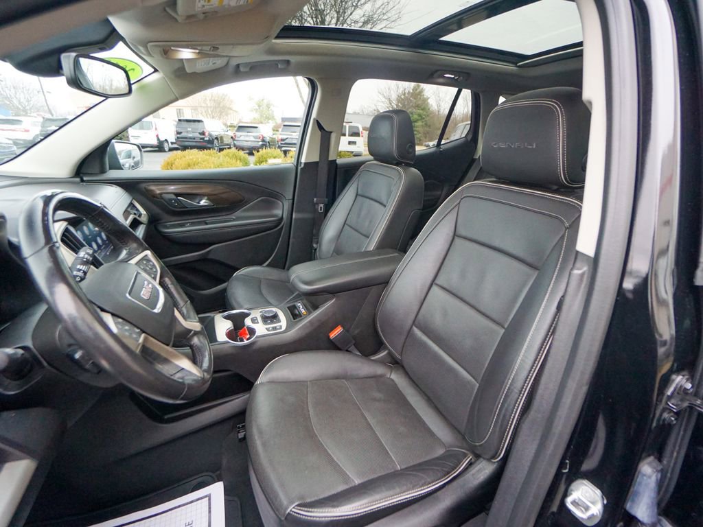 Used 2018 GMC Terrain Denali w/ Advanced Safety Package image 12