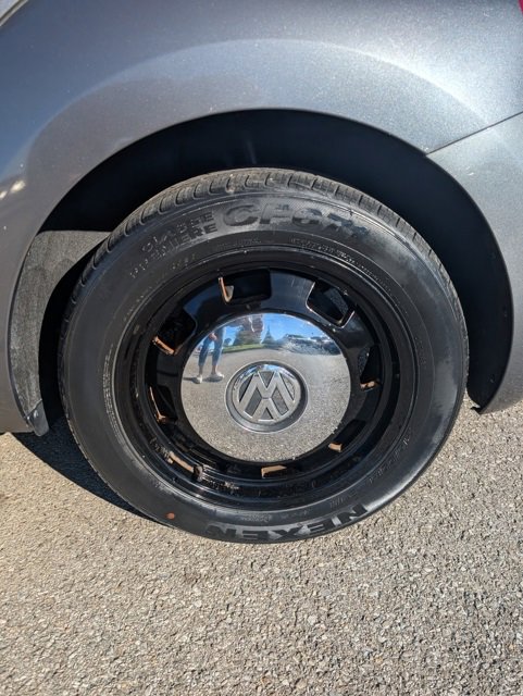 Used 2013 Volkswagen Beetle 2.5 image 21