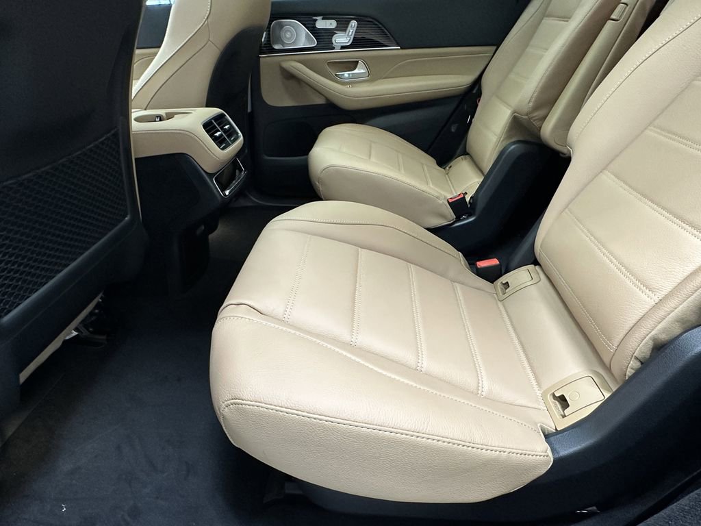 New 2026 Mercedes-Benz GLS 450 4MATIC image 24