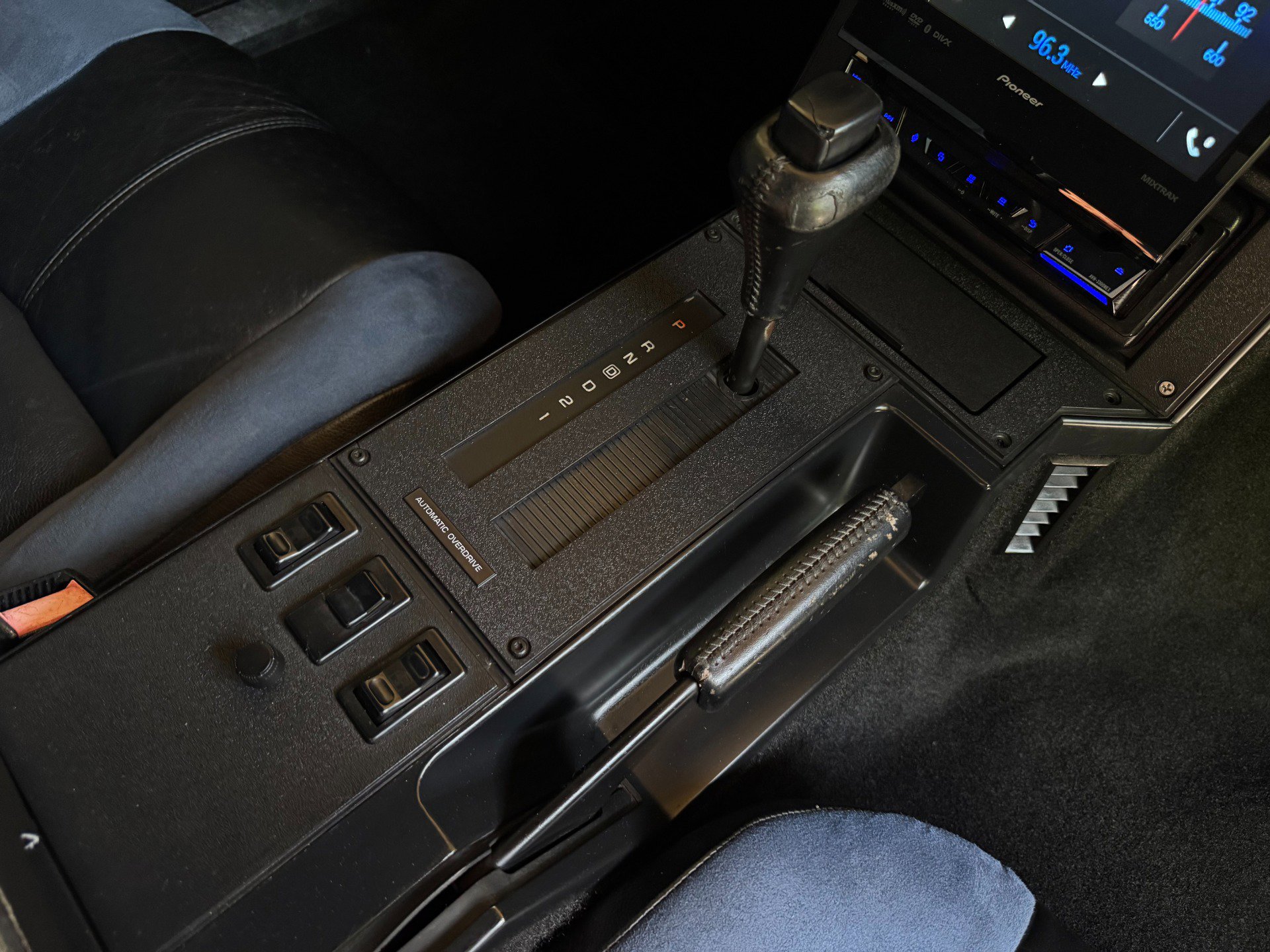 Used 1989 Chevrolet Camaro IROC-Z RWD image 25
