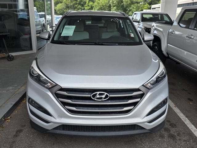 Used 2016 Hyundai Tucson SE w/ Option Group 02 AWD/4WD image 2