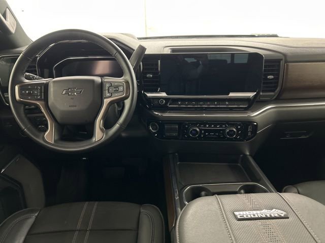 Used 2024 Chevrolet Silverado 3500 High Country w/ High Country Premium Package image 26
