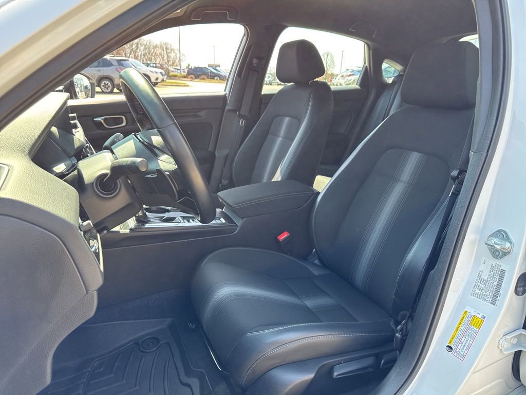 Used 2023 Honda Civic Sport image 13