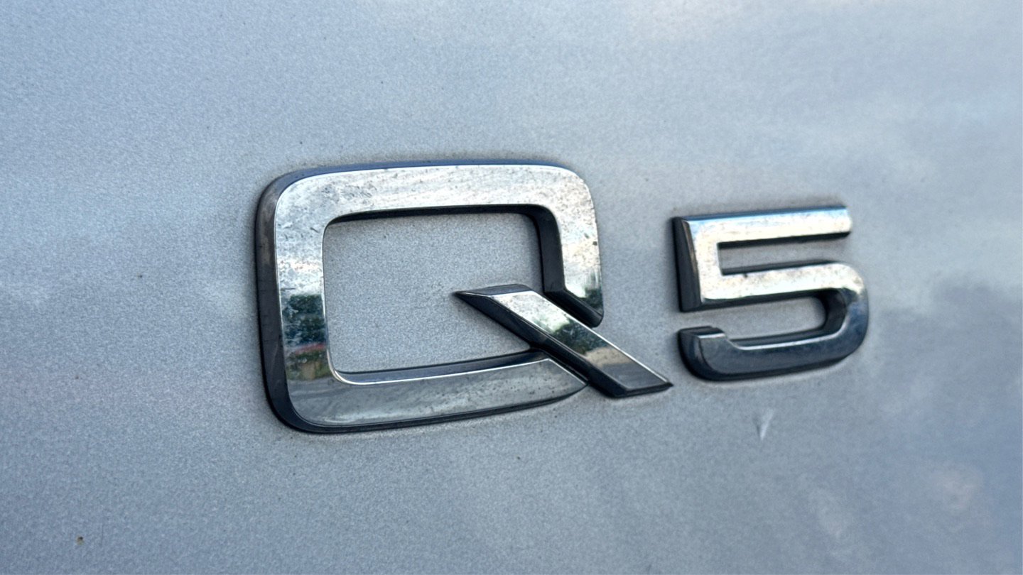 Used 2015 Audi Q5 2.0T Premium Plus w/ Technology Package AWD/4WD image 31