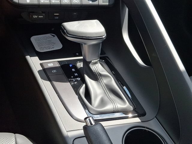 New 2026 Hyundai Elantra SEL Sport FWD image 17