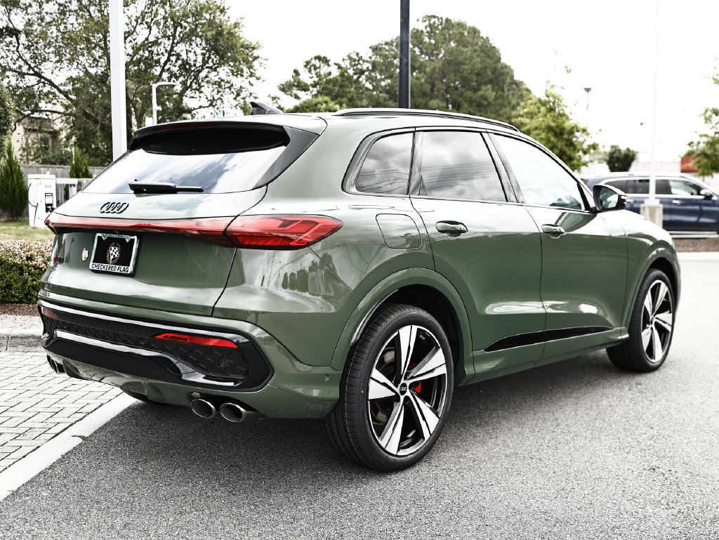 New 2026 Audi SQ5 Prestige AWD/4WD image 7