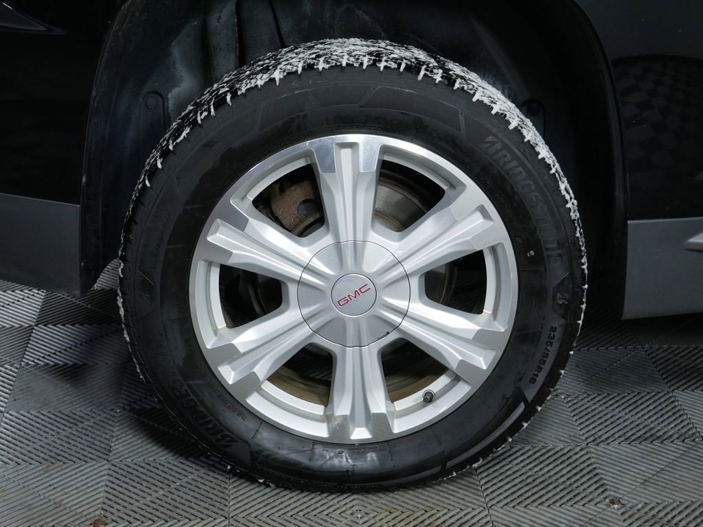 Used 2017 GMC Terrain SLE w/ Chrome Edition image 9