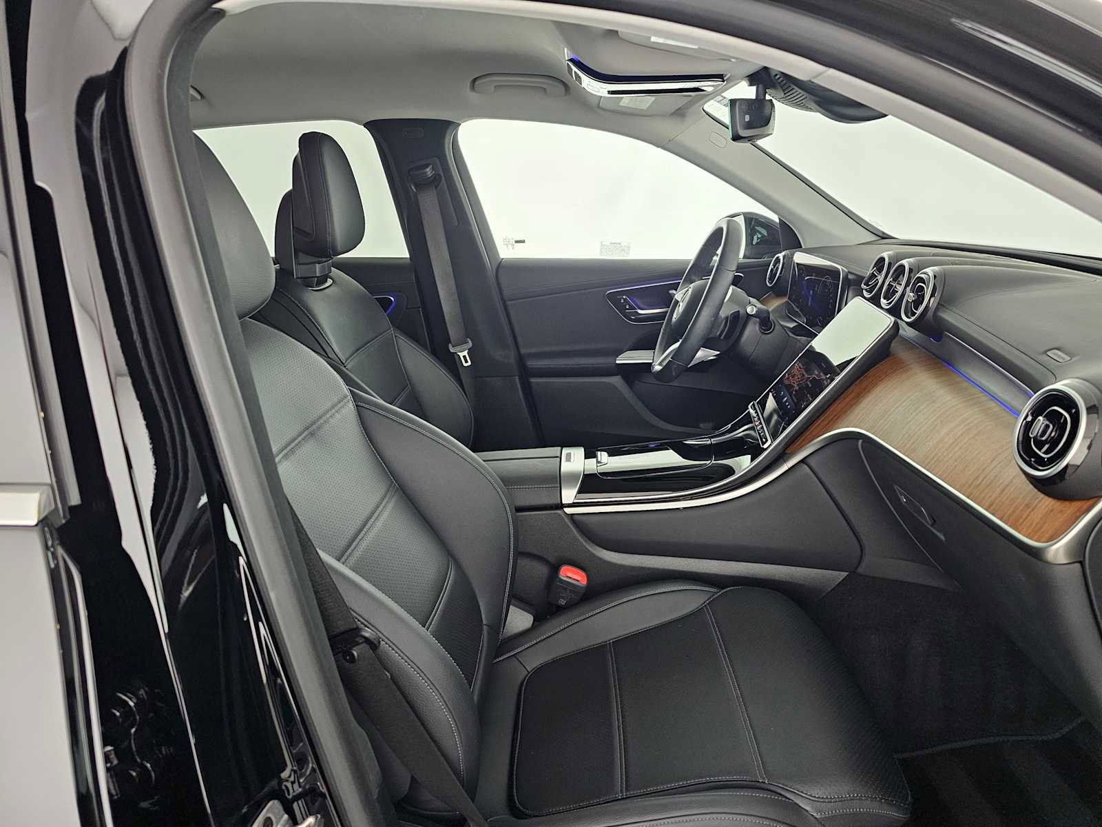 Certified 2025 Mercedes-Benz GLC 350e 4MATIC image 10