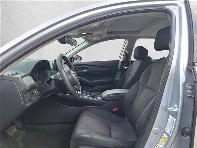 Used 2023 Honda Accord EX image 10