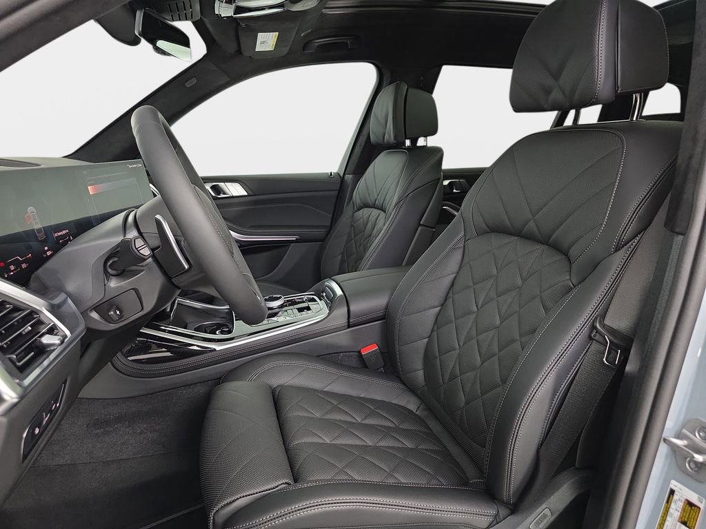 New 2026 BMW X7 xDrive40i image 16