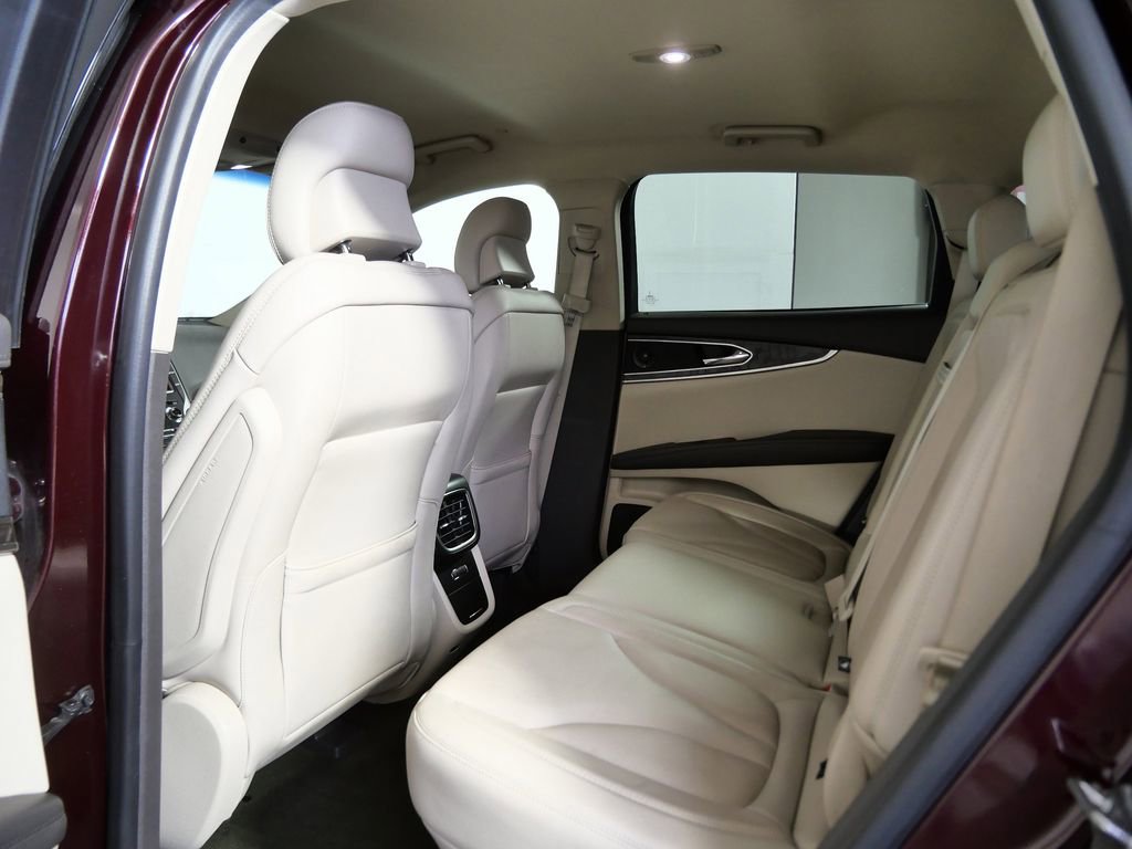 Certified 2019 Lincoln Nautilus Select image 15