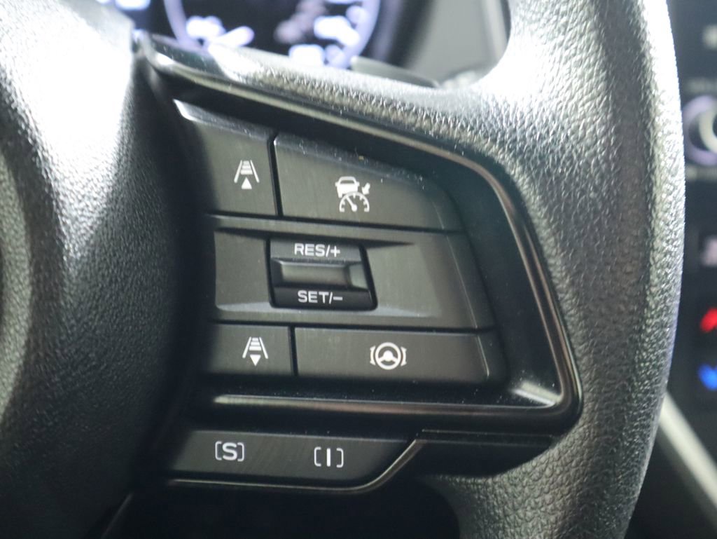 Used 2024 Subaru Crosstrek 2.0i Premium image 12