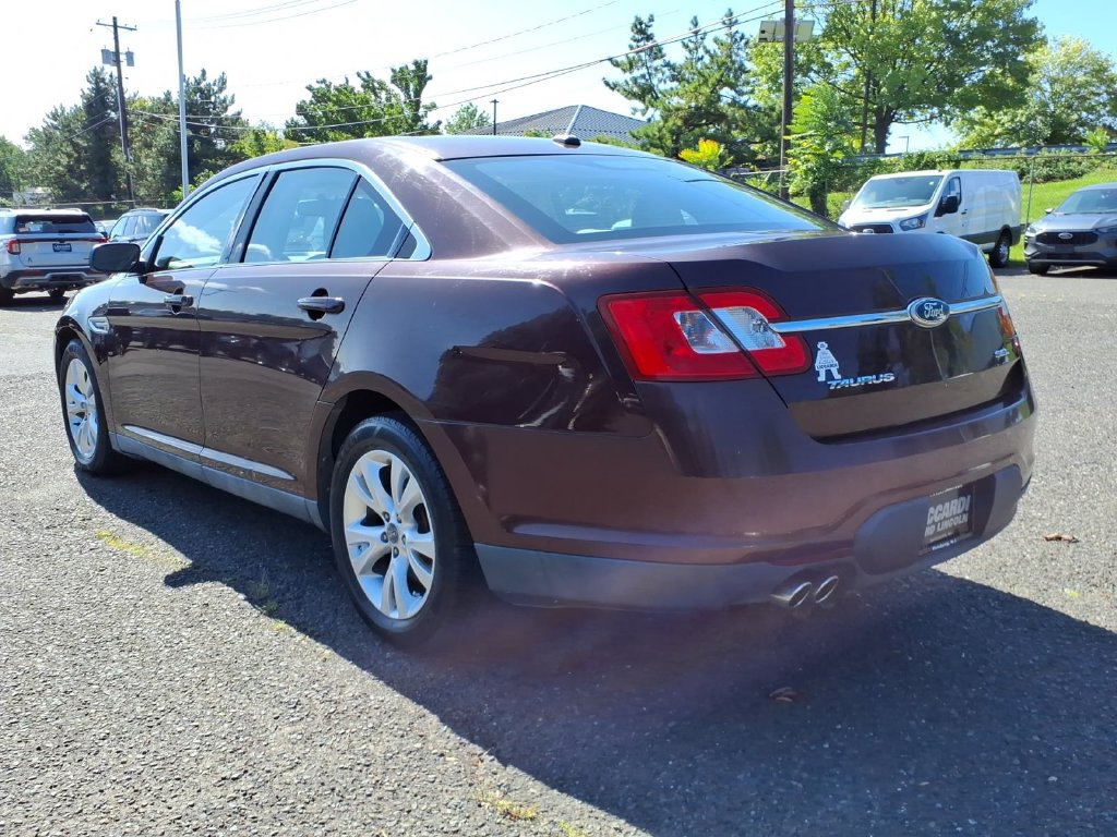 Used 2011 Ford Taurus SEL w/ 201A Rapid Spec Order Code FWD image 5