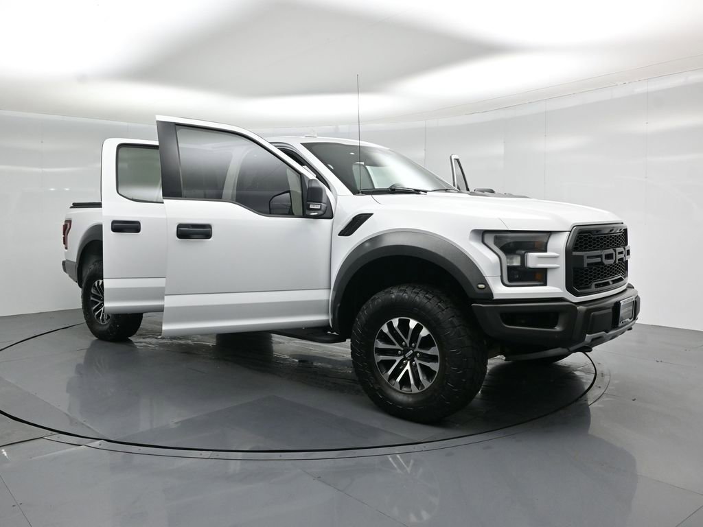 Certified 2020 Ford F150 Raptor w/ Equipment Group 801A Mid image 32