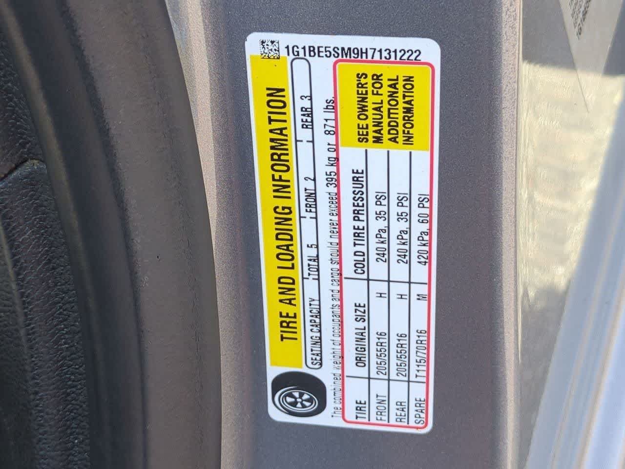 Used 2017 Chevrolet Cruze LT FWD image 34