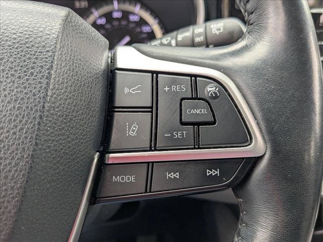 Used 2022 Toyota Highlander Platinum AWD/4WD image 13