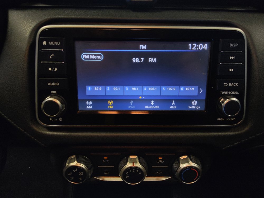 Used 2020 Nissan Versa S FWD image 25