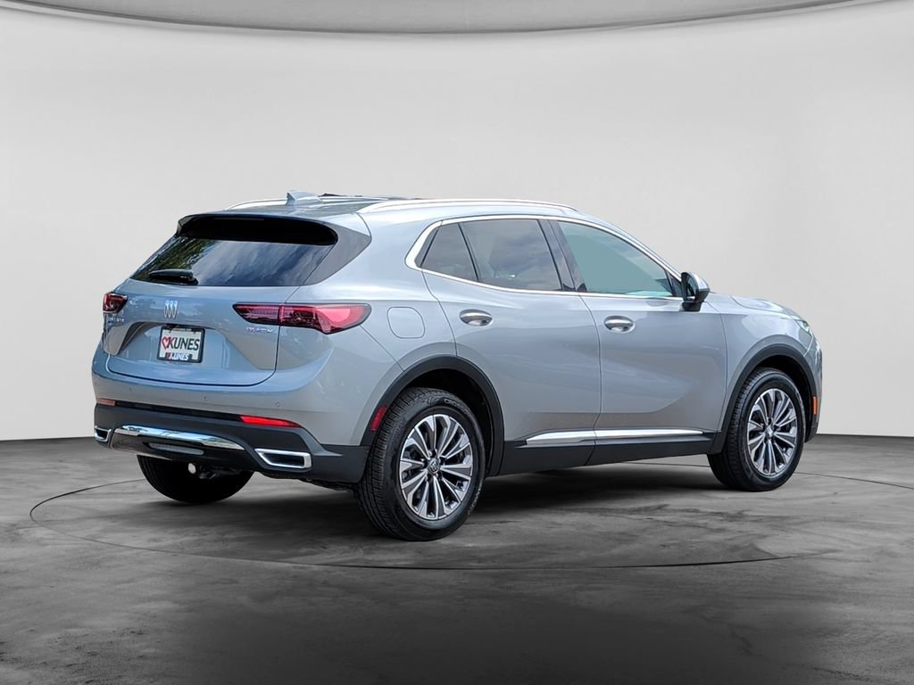 Used 2024 Buick Envision Preferred AWD/4WD image 7