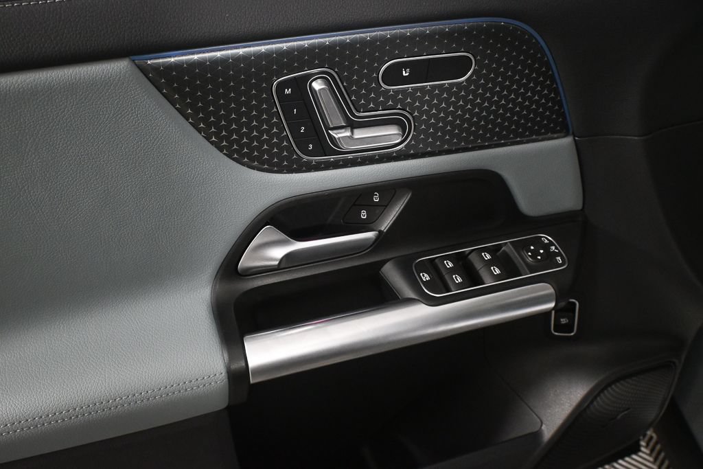 Certified 2026 Mercedes-Benz GLA 250 image 8