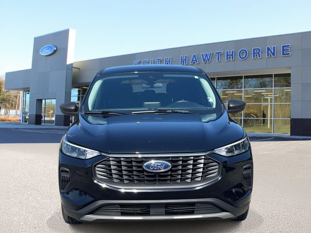 Certified 2025 Ford Escape Active FWD image 2