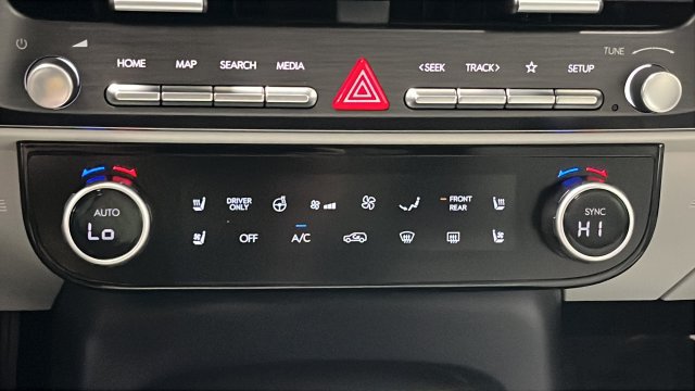 Used 2026 Hyundai Palisade Calligraphy AWD/4WD image 18