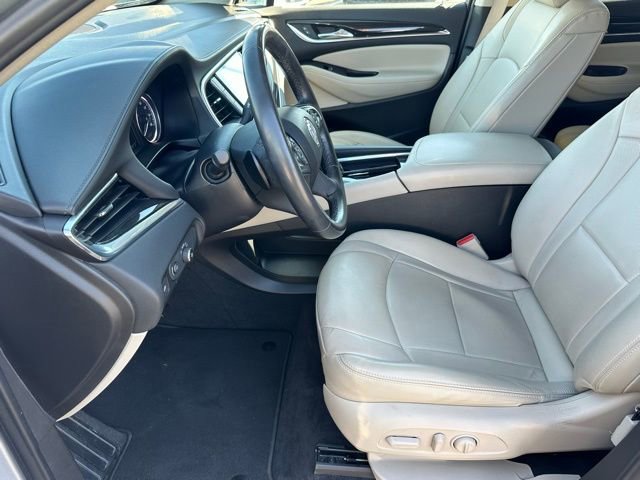 Used 2019 Buick Enclave Essence image 6