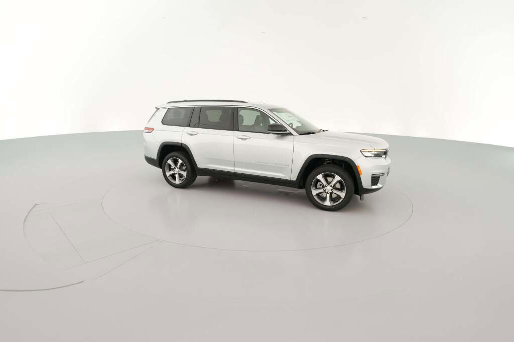 New 2025 Jeep Grand Cherokee L Limited image 15