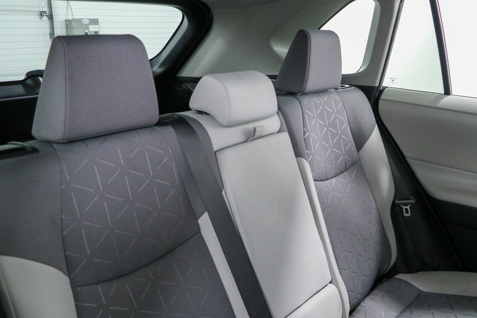 Used 2022 Toyota RAV4 XLE FWD image 27