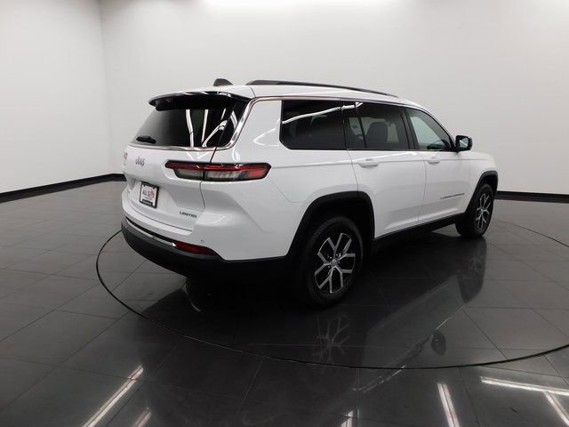 Used 2024 Jeep Grand Cherokee L Limited w/ Luxury Tech Group II image 5