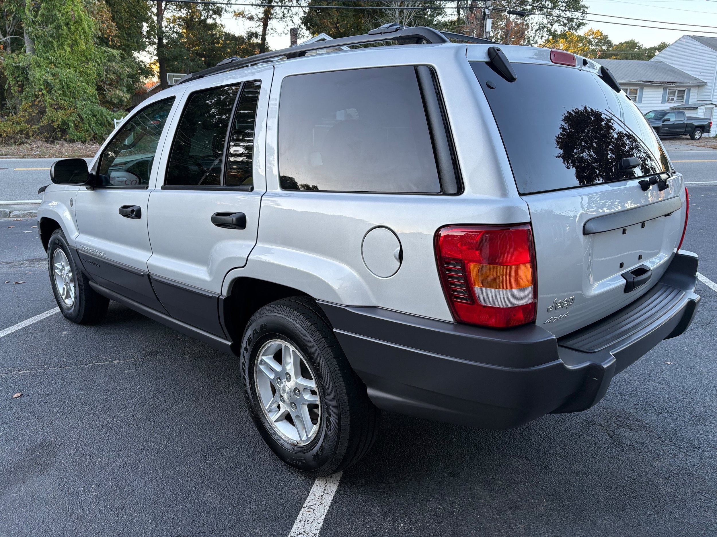 Used 2004 Jeep Grand Cherokee Laredo w/ Convenience Group AWD/4WD image 7