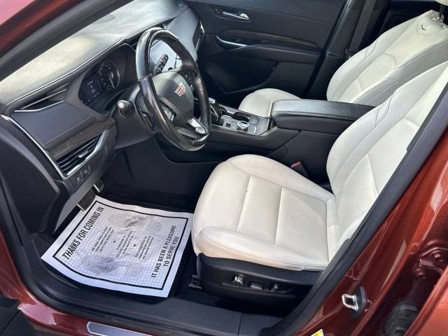 Used 2019 Cadillac XT4 Sport w/ Cold Weather Package AWD/4WD image 15
