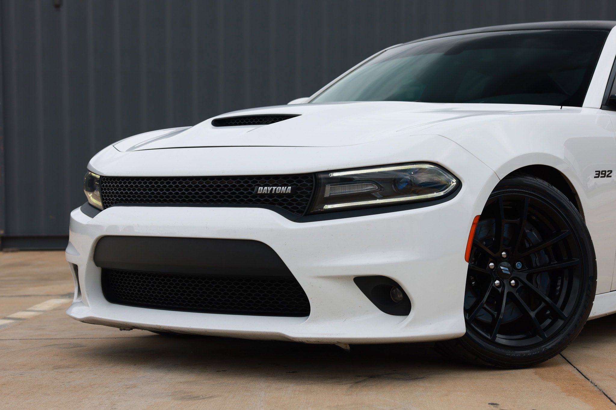 Used 2018 Dodge Charger R/T RWD image 36
