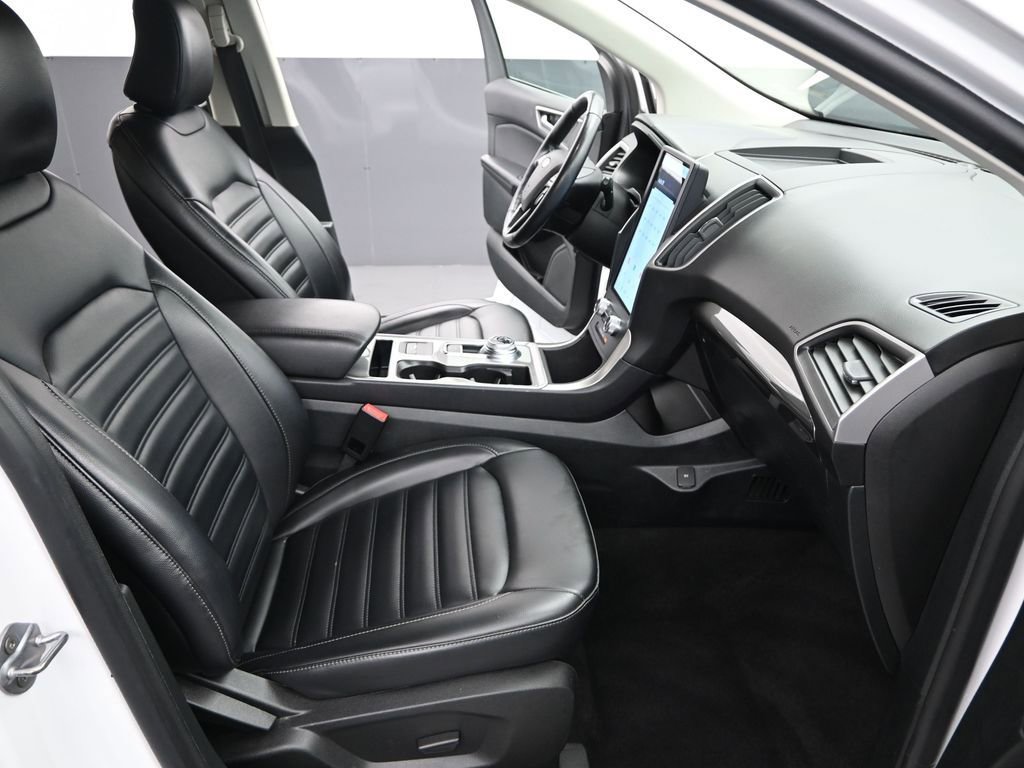 Used 2023 Ford Edge SEL image 23