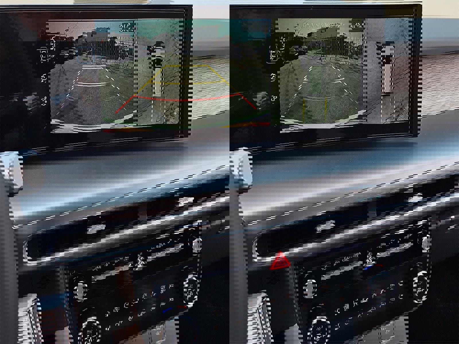 New 2026 Hyundai Ioniq 9 SEL image 25