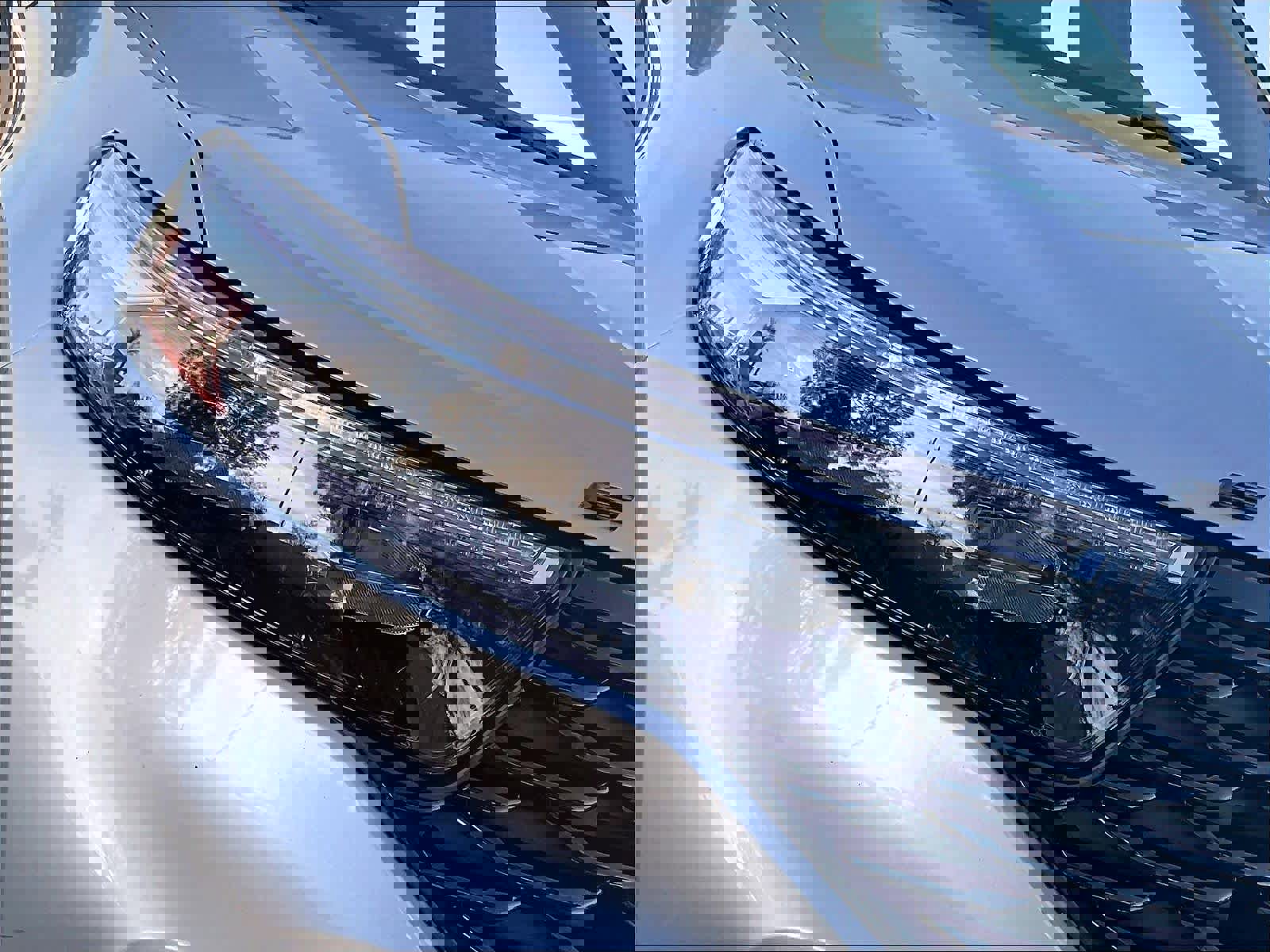 Used 2023 Ford Explorer ST-Line w/ Class IV Trailer Tow Package image 30