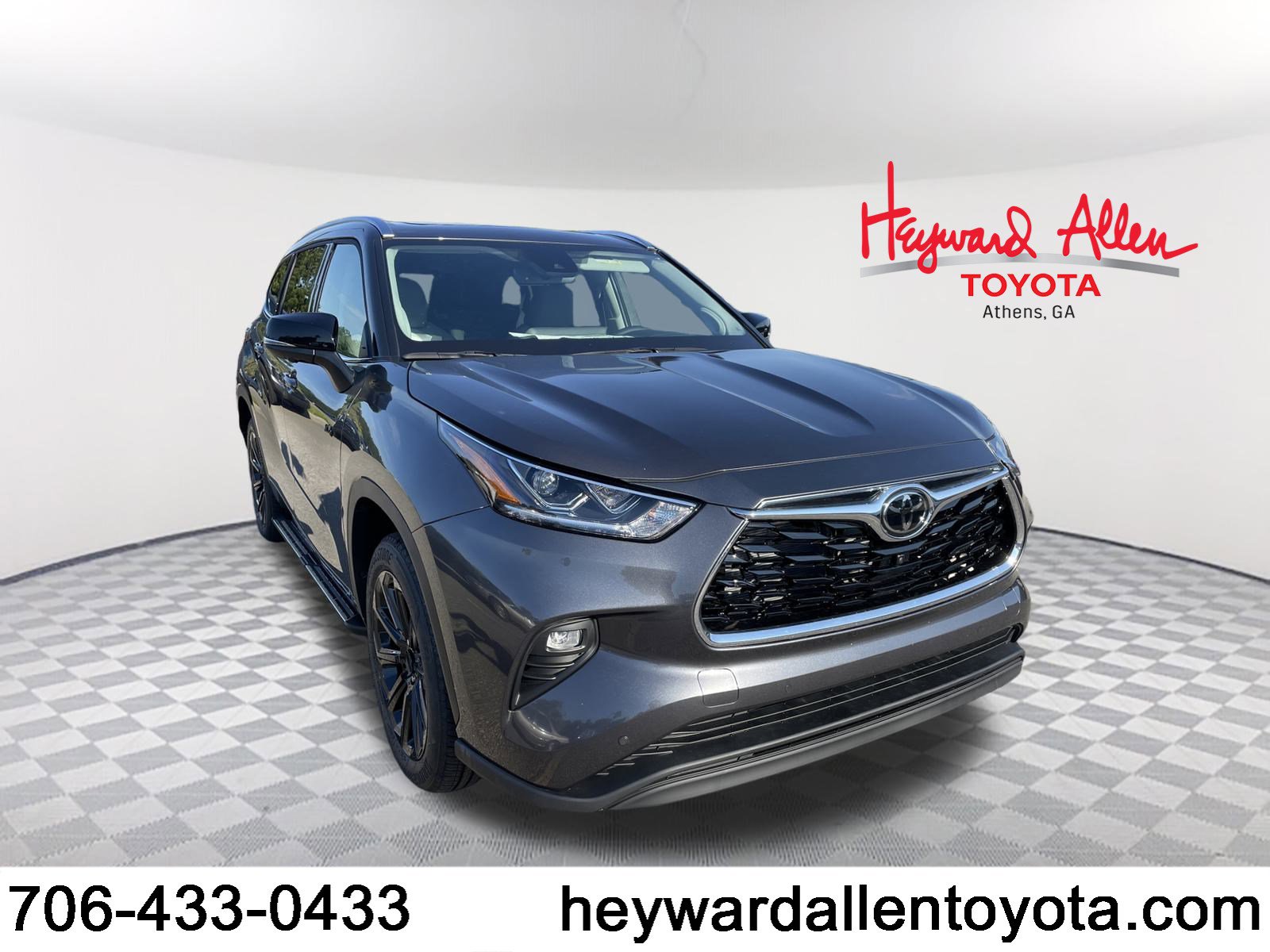 New 2025 Toyota Highlander Limited