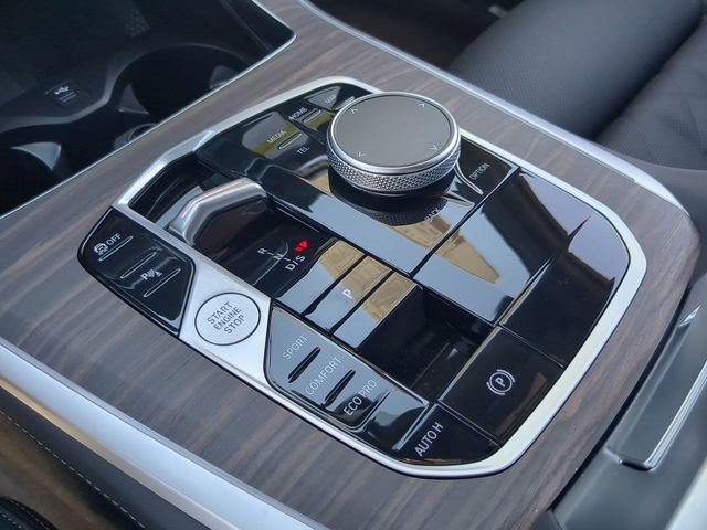Used 2026 BMW X5 sDrive40i w/ Premium Package image 22