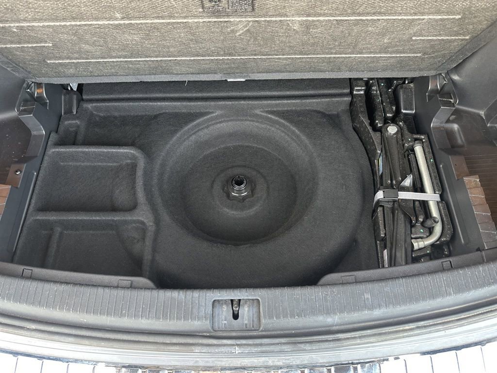 Used 2022 Volkswagen Atlas SE image 40