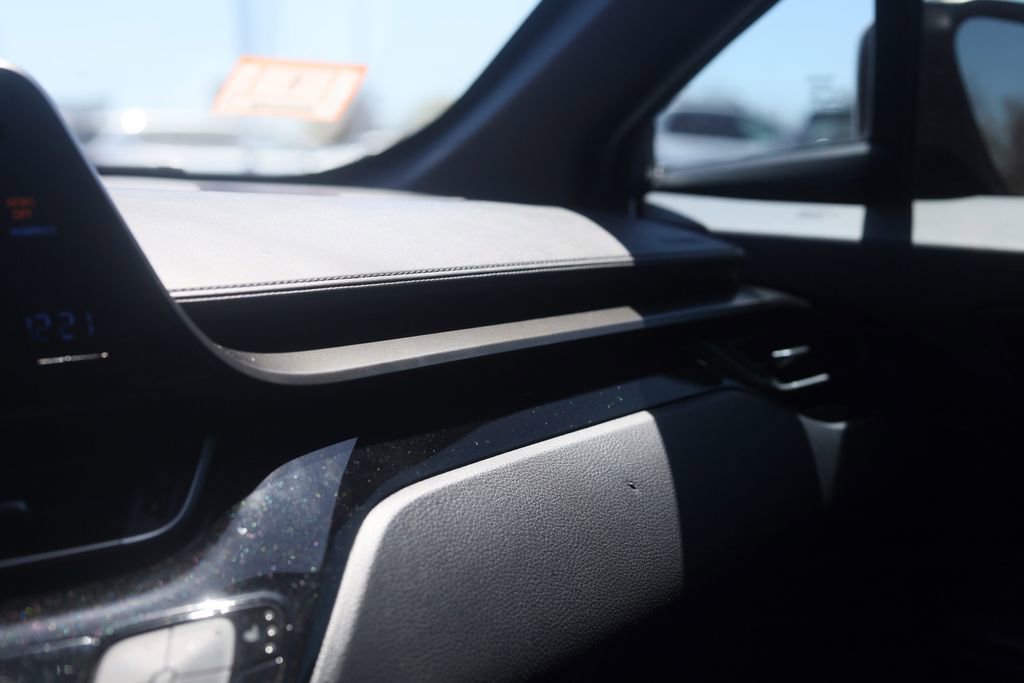 Used 2018 Toyota C-HR XLE FWD image 14