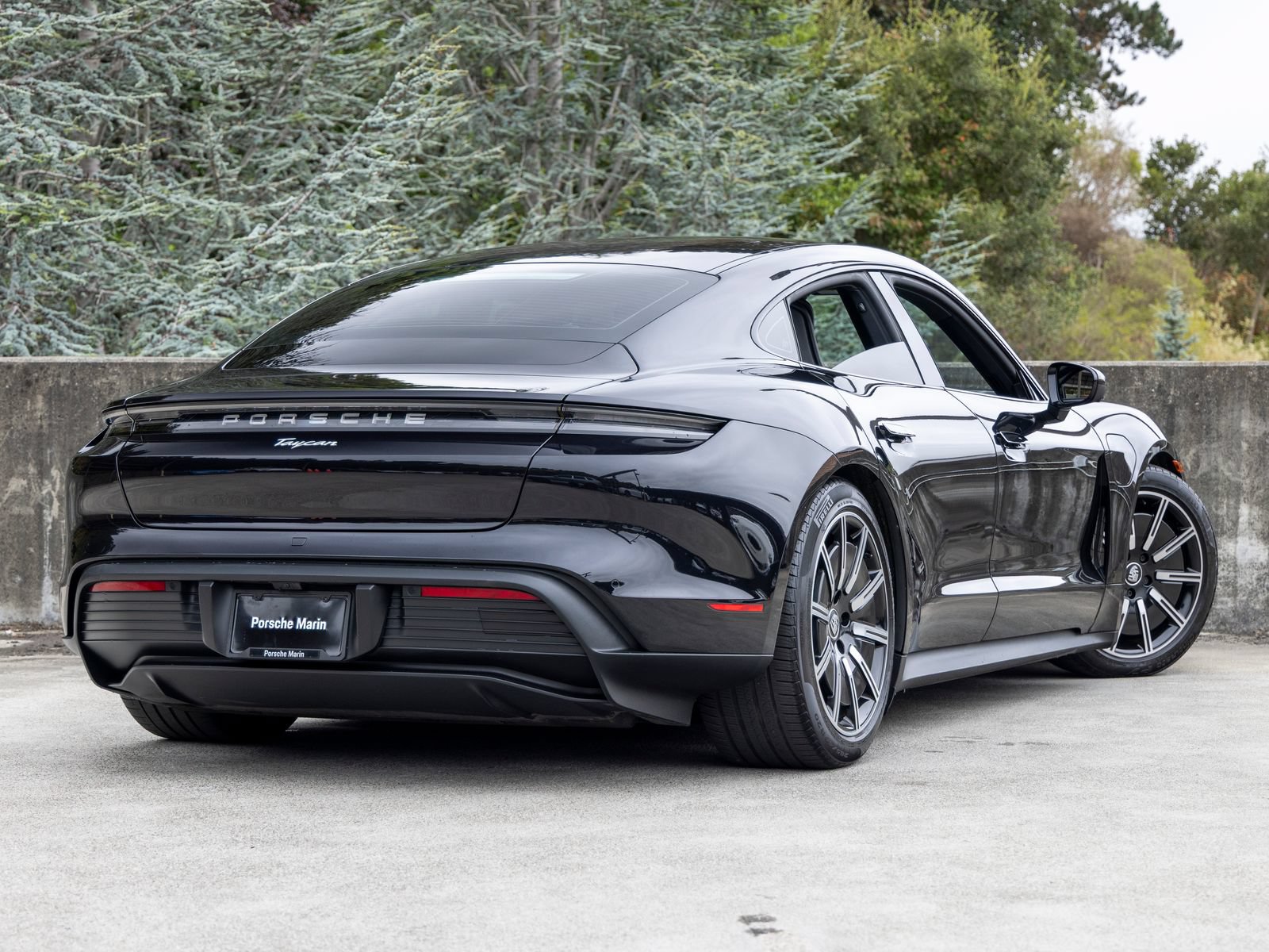 Certified 2023 Porsche Taycan w/ Premium Package RWD image 11