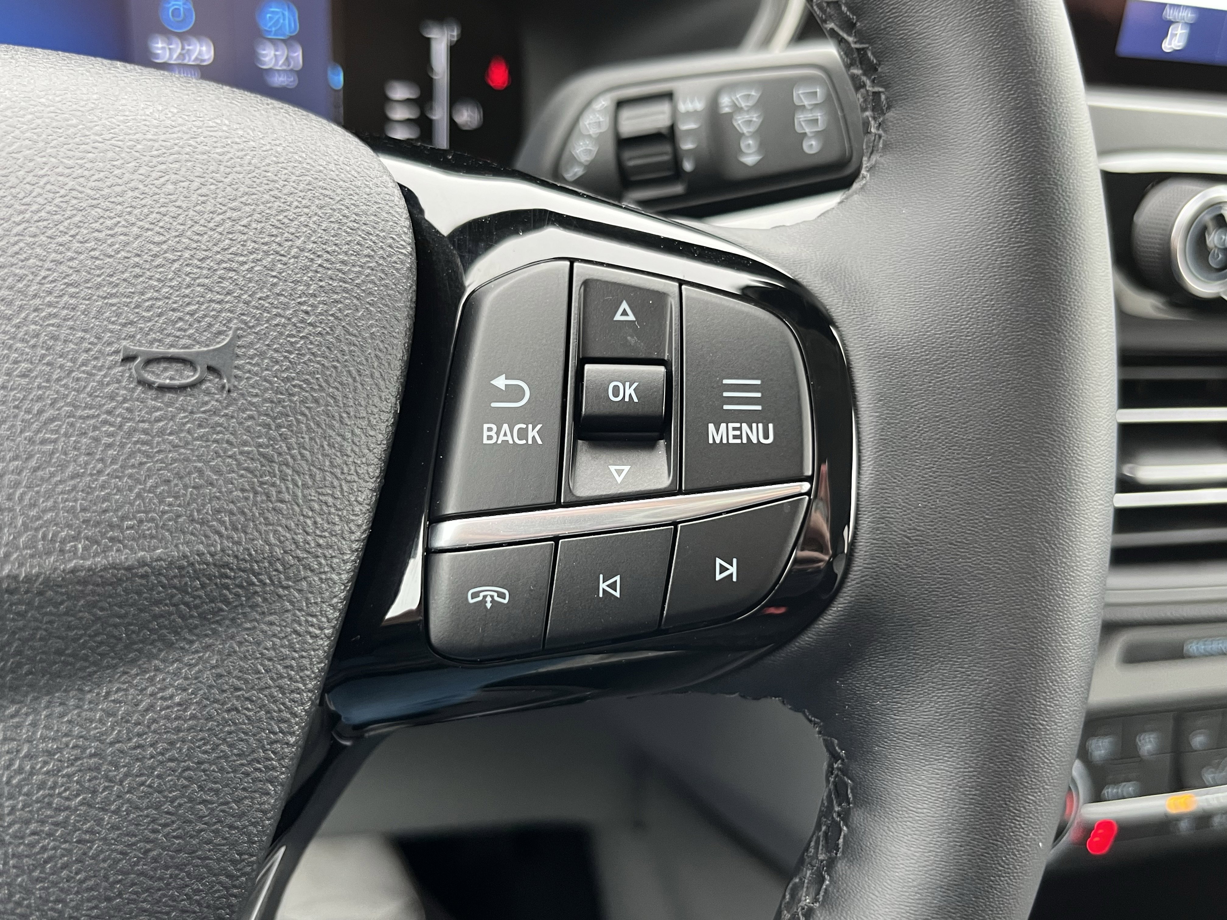 Used 2024 Ford Escape Active w/ Cold Weather Package image 43