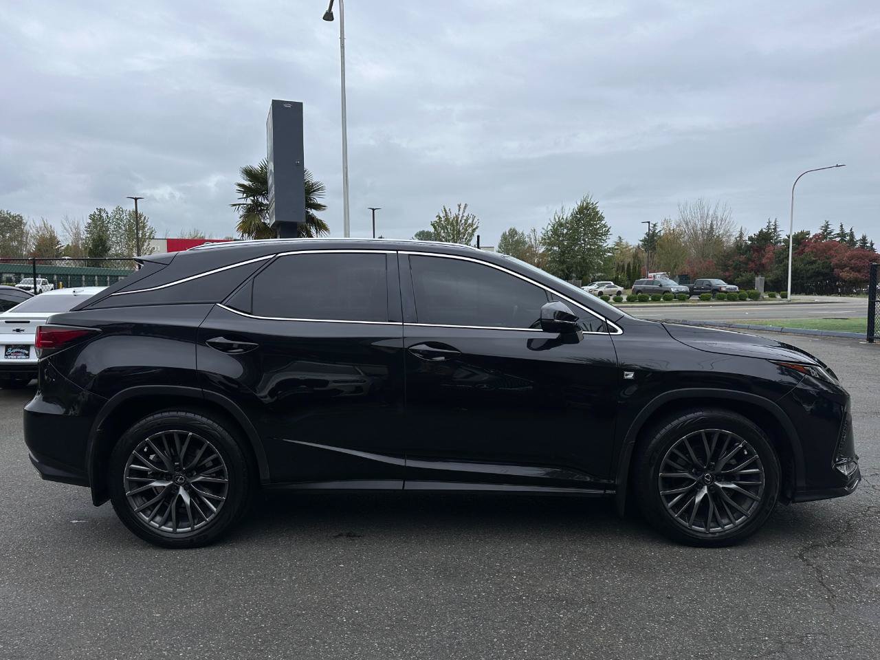Used 2021 Lexus RX 350 F Sport w/ Cold Area Package (CT) AWD/4WD image 17