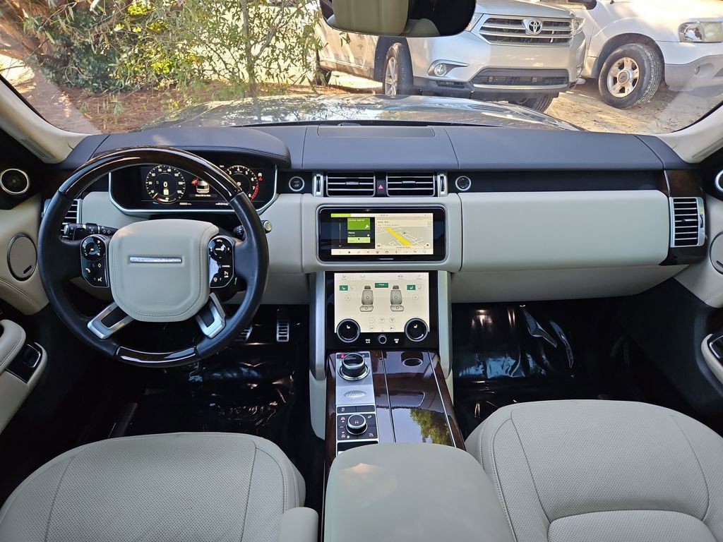 Used 2021 Land Rover Range Rover Westminster Edition image 9