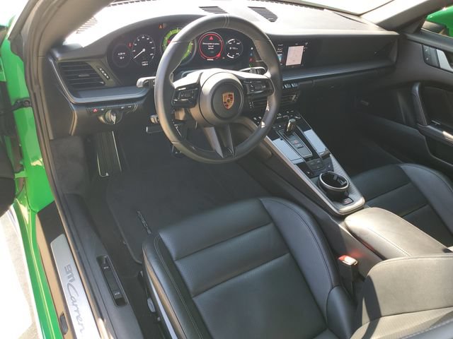 Used 2022 Porsche 911 Carrera RWD image 4