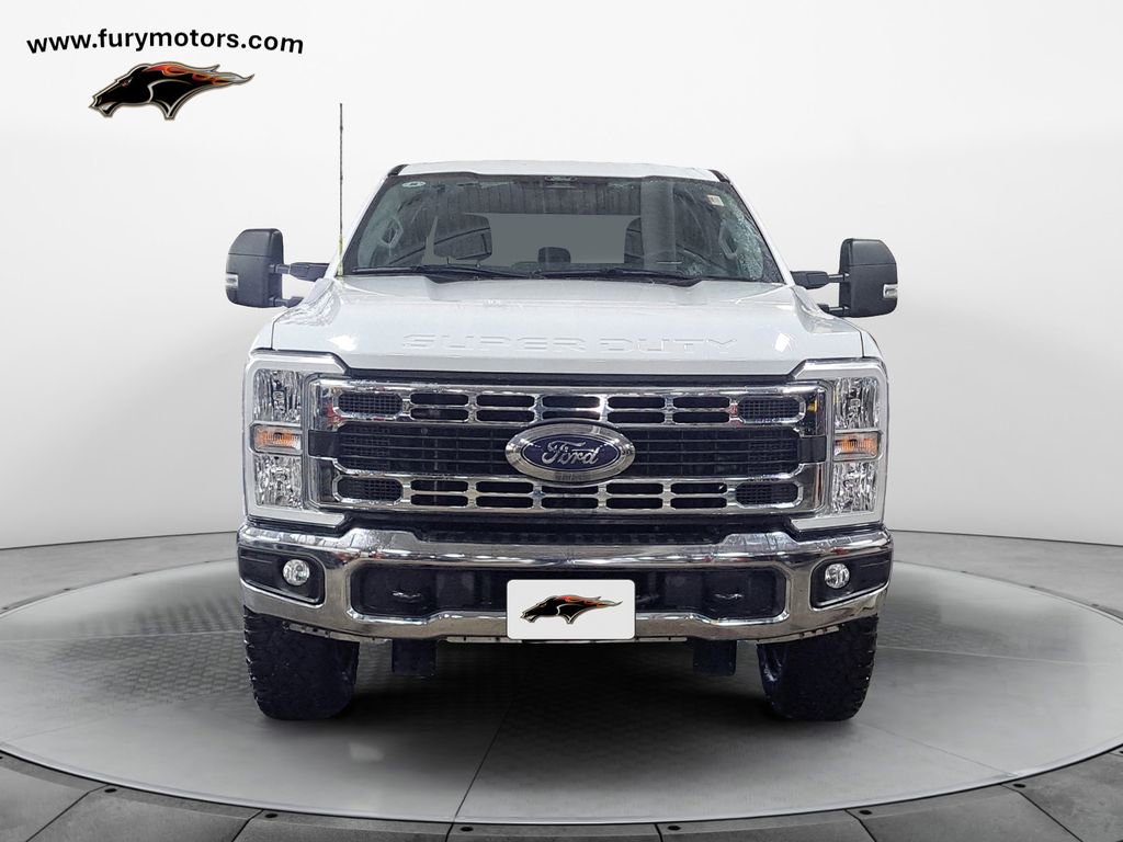Used 2024 Ford F350 XLT w/ FX4 Off-Road Package image 8