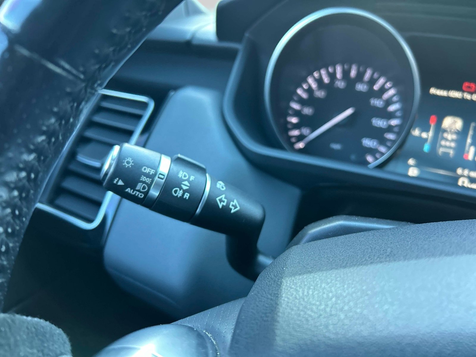 Used 2014 Land Rover Range Rover Sport HSE image 27