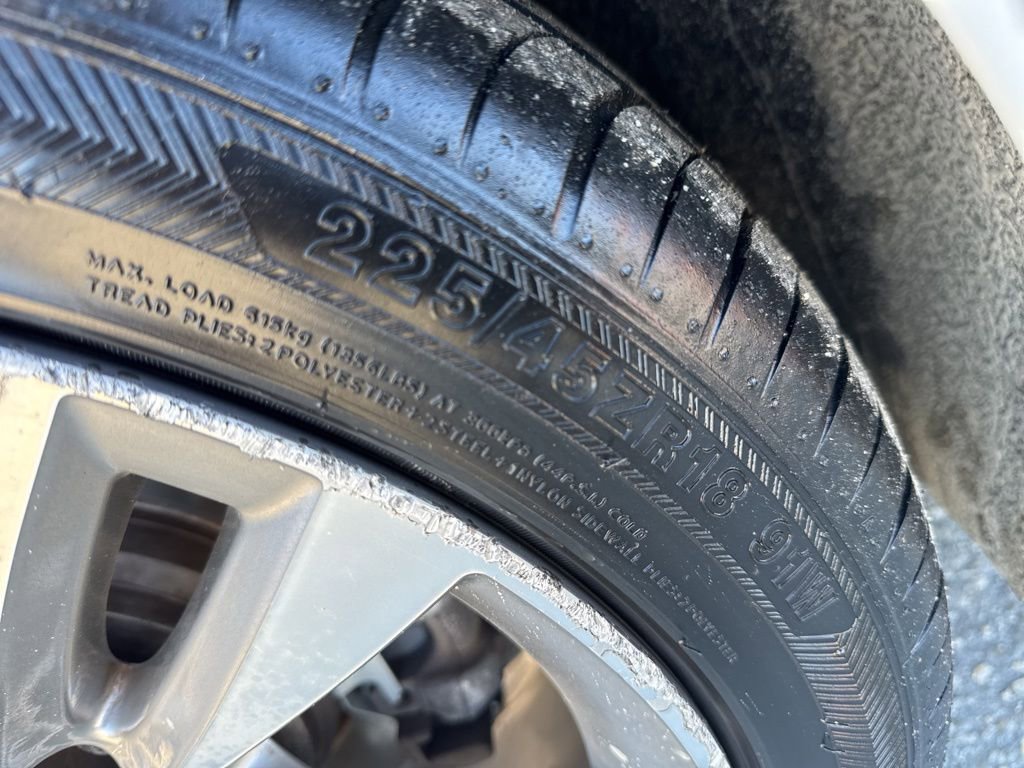 Used 2018 BMW 330e image 33