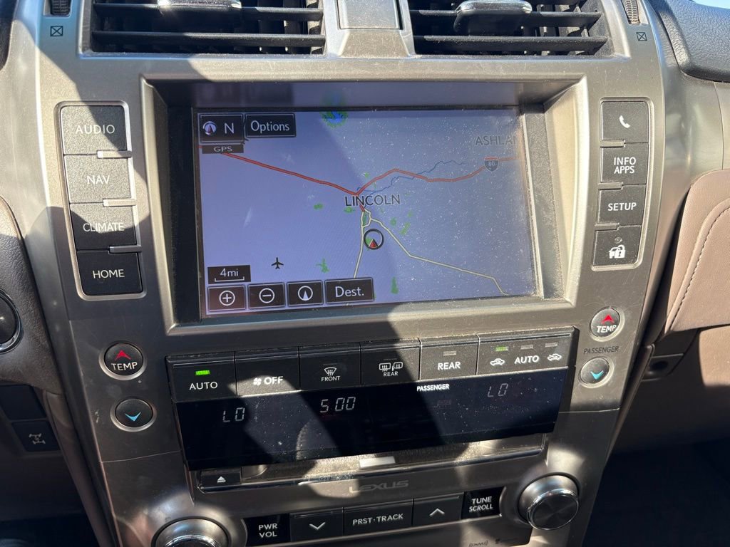 Used 2017 Lexus GX 460 Premium w/ Premium Package image 16