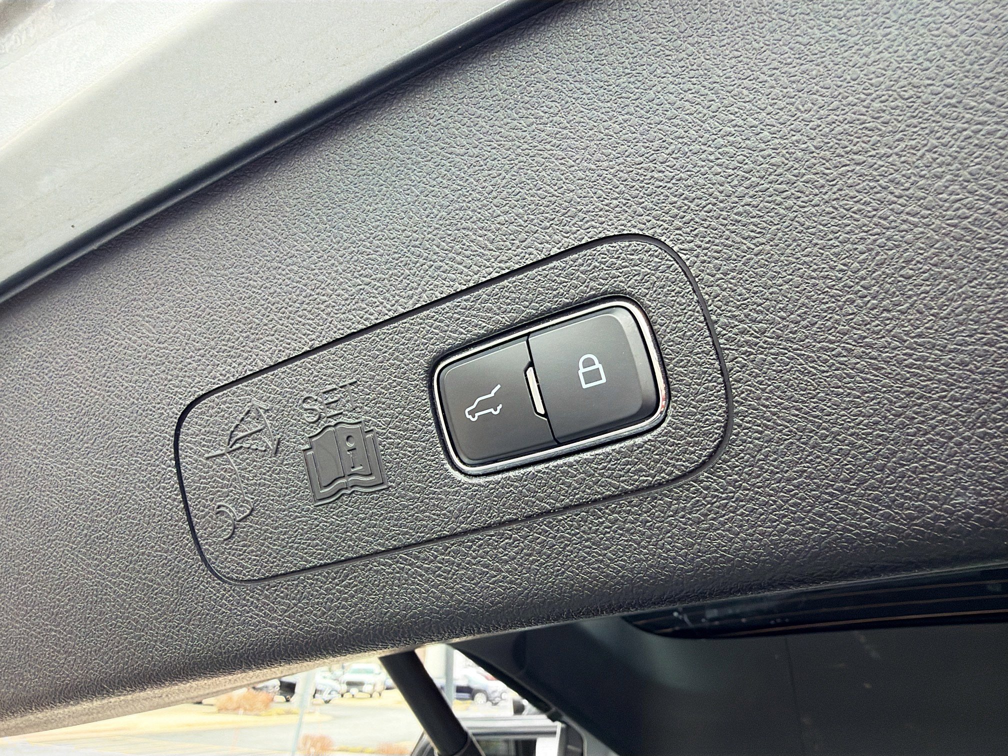 Used 2023 Lincoln Aviator Reserve w/ Equipment Group 201A image 21