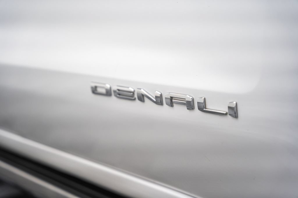 Used 2024 GMC Sierra 1500 Denali Ultimate AWD/4WD image 18